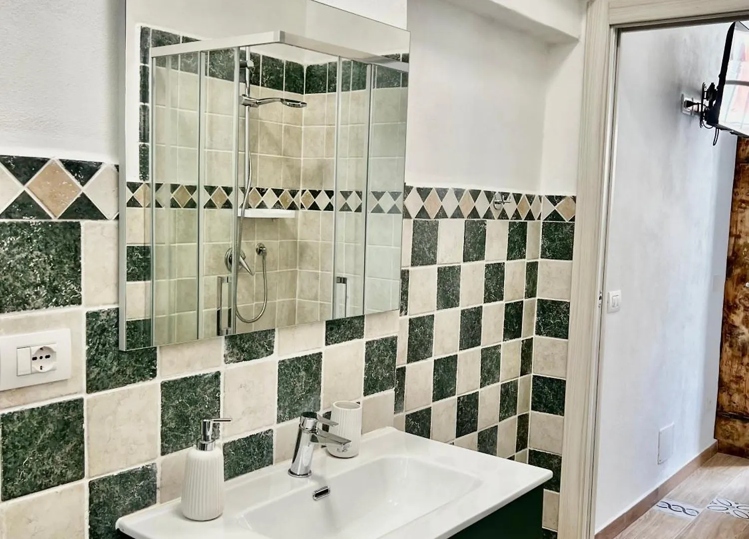 דייבה מרינה Camera In Villa בית אירוח דייבה מרינה
